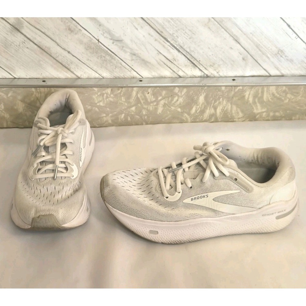 Brooks Ghost Max Women's 8.5 Wide D White Oyster Running Shoes 1203951D124